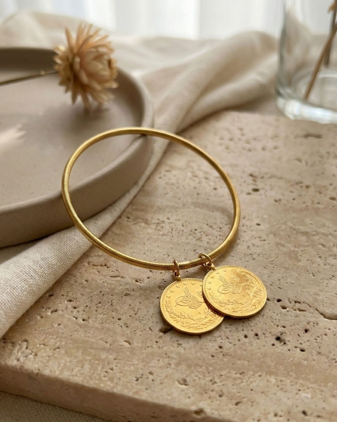 Ajda Armreifen mit Resat 22k vergoldet