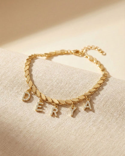 Pullu Namen Armband 22k vergoldet