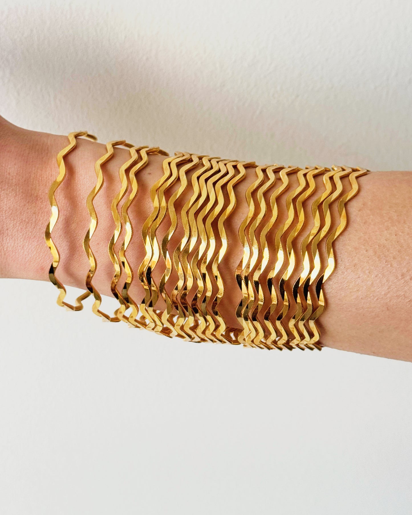 ZigZag Ajda Armreifen 22 k vergoldet