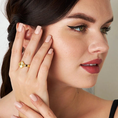 Glänzender Kleeblatt Ring / 925 SILBER